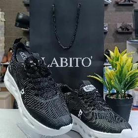 Мужские кроссовки