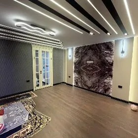 Satlyk jay, kwartira