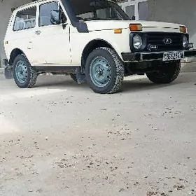 Lada Niva 1992
