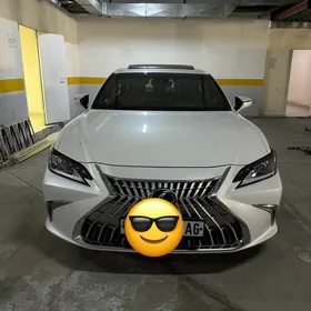 Lexus ES 350 2022