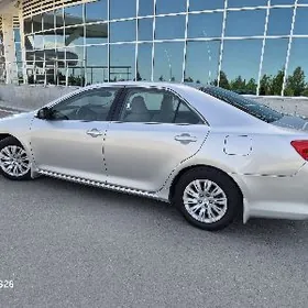 Toyota Camry 2013