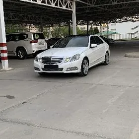 Mercedes-Benz E350 2011