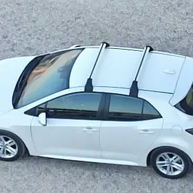 Toyota Corolla Hatchback 2021