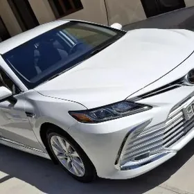 Toyota Camry 2020