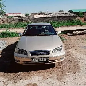 Toyota Camry 2001