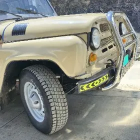 UAZ 469 2000