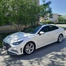 Hyundai Sonata 2022
