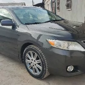 Toyota Camry 2010