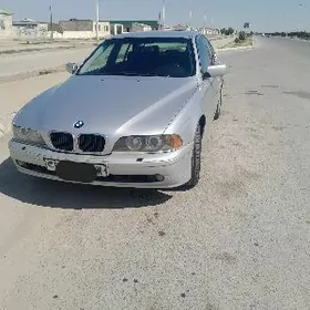 BMW E39 2001