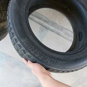 Bridgestone pokryshka