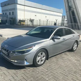 Hyundai Elantra 2021