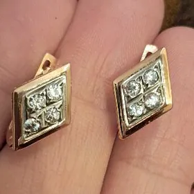 gyzyl gadymy gulakalka