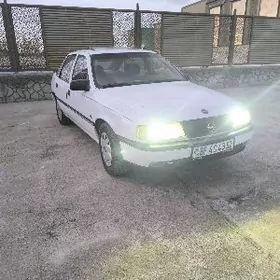 Opel Vectra 1992