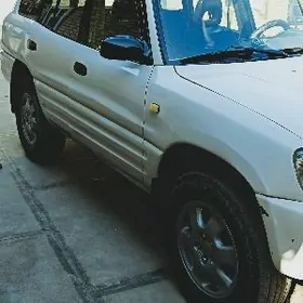 Toyota RAV4 1995