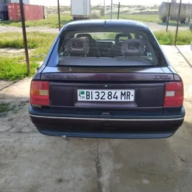 Opel Vectra 1991