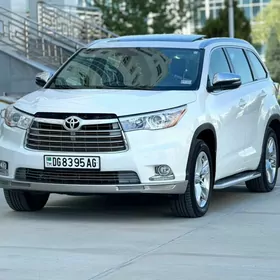 Toyota Highlander 2016