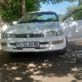 Toyota Carina 1992
