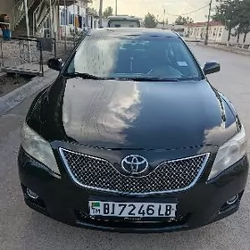 Toyota Camry 2011