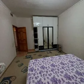 Аренда гаудан Б 1 этаж 3 ком