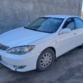 Toyota Camry 2005