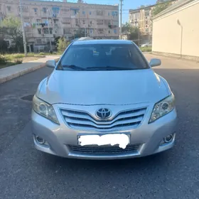 Toyota Camry 2010