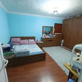 Satlyk jaý Büzmeýin Gress