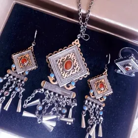 Kumus gyzyl cayylan komplekt