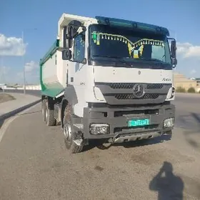 Mercedes-Benz ACTROS 3331 2015