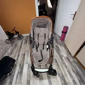 Детская коляска