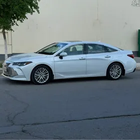 Toyota Avalon 2019