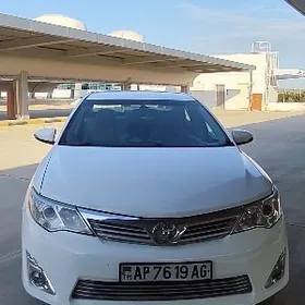 Toyota Camry 2012