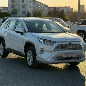 Toyota RAV4 2025