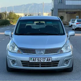 Nissan Versa 2010