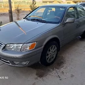 Toyota Camry 1999