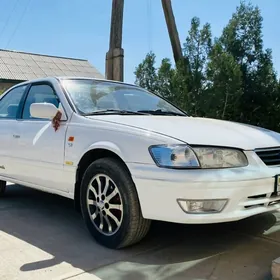 Toyota Camry 2000