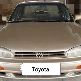 Toyota Camry 1992