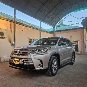Toyota Highlander 2016