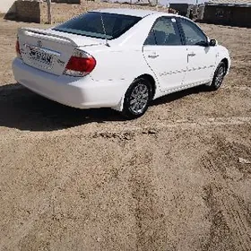 Toyota Camry 2003