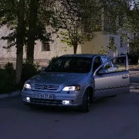 Opel Astra 2000