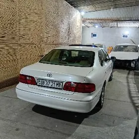 Toyota Avalon 1999