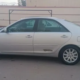 Toyota Camry 2003