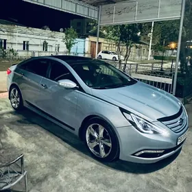 Hyundai Sonata 2012
