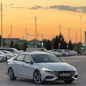 Hyundai Elantra 2021