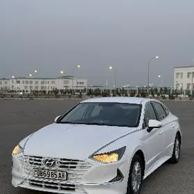 Hyundai Sonata Hybrid 2020