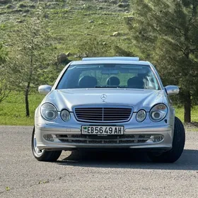 Mercedes-Benz E320 2003