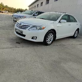 Toyota Camry 2010