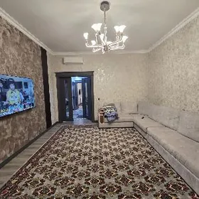 Gurtly Pol elitka 3 komnat