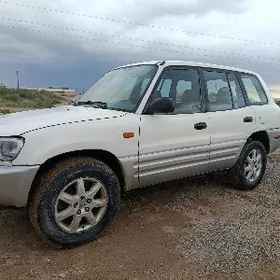 Toyota RAV4 1998