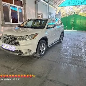 Toyota Highlander 2015