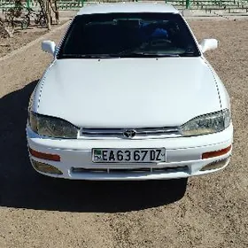 Toyota Camry 1993